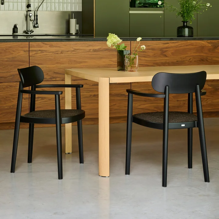 Thonet - 118 FV Chaise avec accoudoirs, cannage Dark Melange / hêtre noir (TP 29)