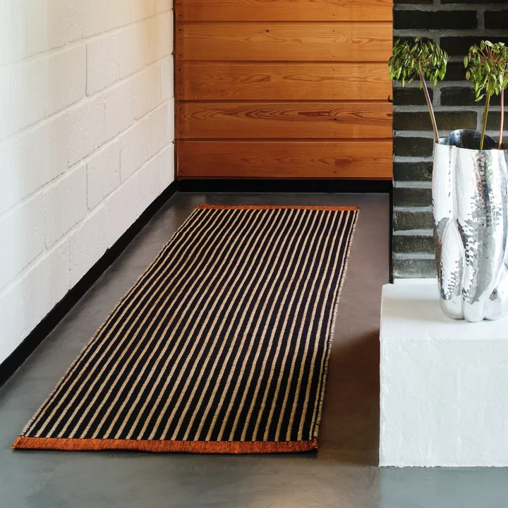 Tom Dixon - Line Tapis de sol, 70 x 250 cm, noir
