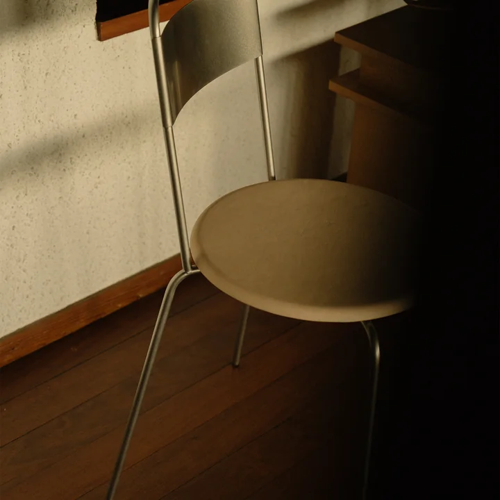 Frama - Chaise Petit Rond, acier inoxydable brossé / cuir natural