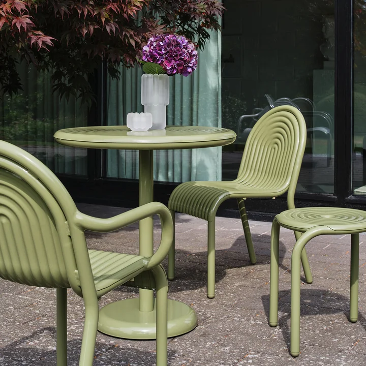 Tom Dixon - Groove Round Table de jardin, Ø 69,7 cm, vert mousse