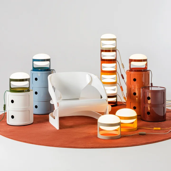 Kartell - New Big Componibili Container et KD28 Lampes de table