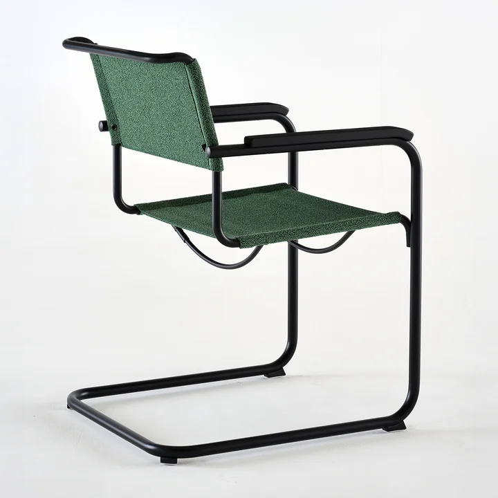 Thonet - S 34 V Chaise avec accoudoirs, noir profond / malachite (tissu Rohi Cento) / accoudoirs chêne teinté
