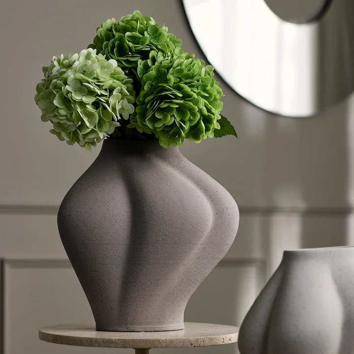 AYTM - Saltare Vase large, light taupe