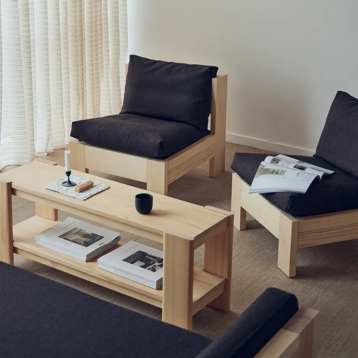 Form & Refine - Icon Fauteuil de salon, pin laqué mat