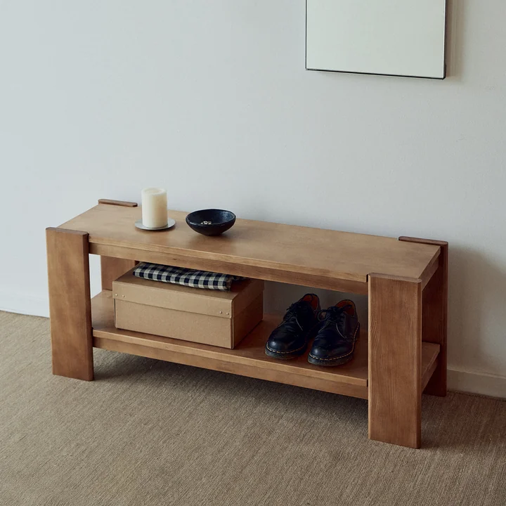 Form & Refine - Beam Banc, 112 cm, pin laqué mat, marron profond