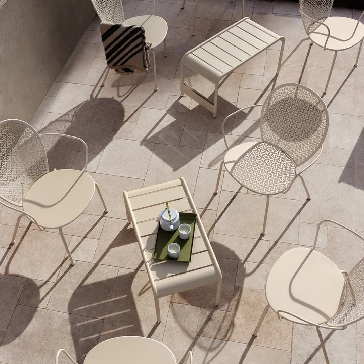 Fermob - Luxembourg table basse large / banc de jardin, beige latté