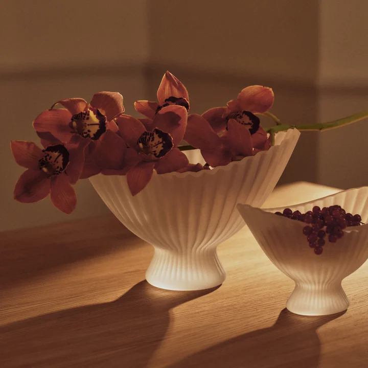 Ferm Living - Fountain Coupelle décorative, small et medium, verre dépoli