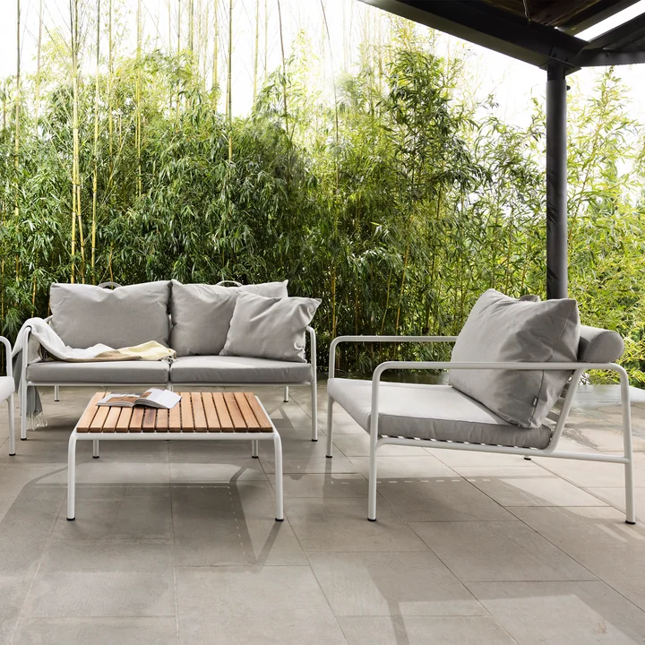 HOUE - AVON Canapé 2 places et chaise, muted white / ash avec AVON Table, frêne thermique / noir