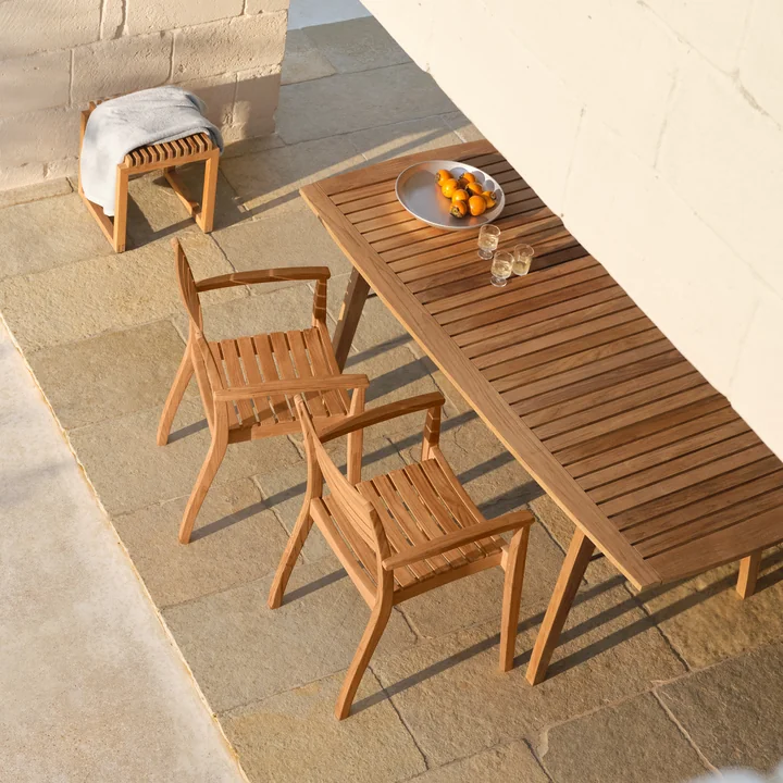 Fritz Hansen - Skagerak Ballare Table et chaises avec accoudoirs en teck