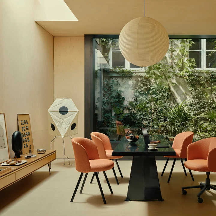 Vitra - Akari UF3-Q Lampadaire, Ø 56 cm H 145 cm, naturel / noir