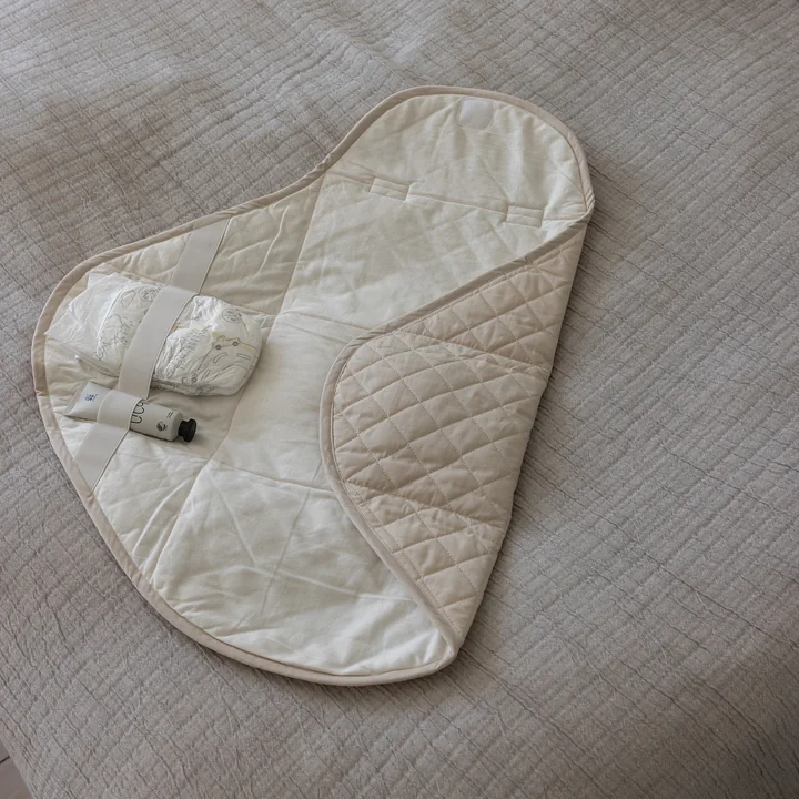 Sebra - Matelas à langer « On-the-go », beige matinal
