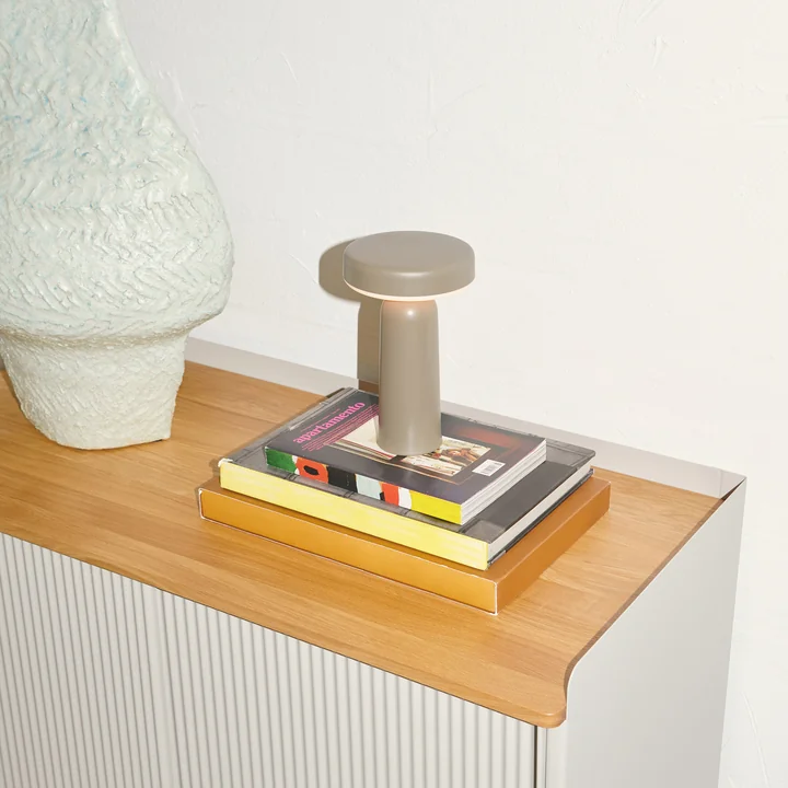 Muuto - Ease Portable LED Outdoor Lampe à batterie, taupe