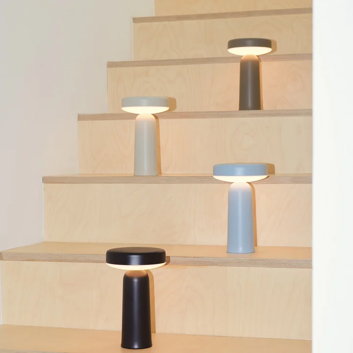 Muuto - Ease Portable LED Outdoor Lampe à batterie, taupe, gris, bleu clair, noir