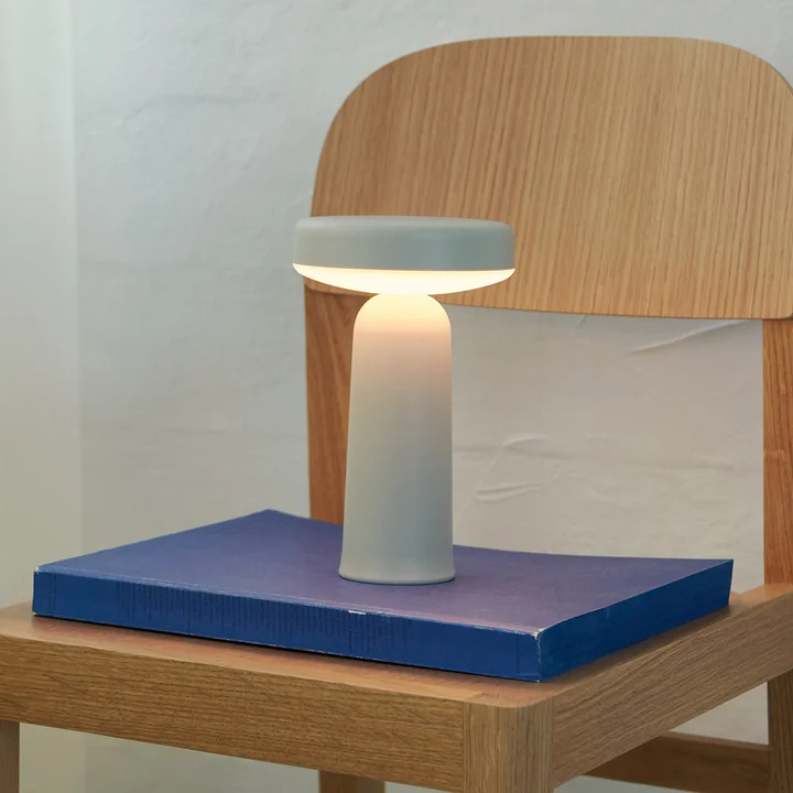 Muuto - Ease Portable LED Outdoor Lampe à batterie, grise