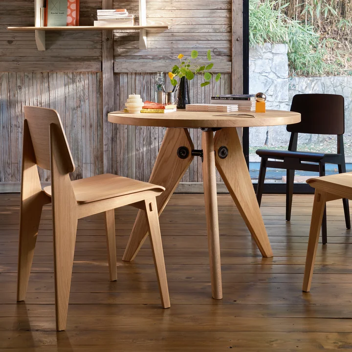 Vitra - Guéridon Table de salle à manger, Ø 90 cm, chêne huilé