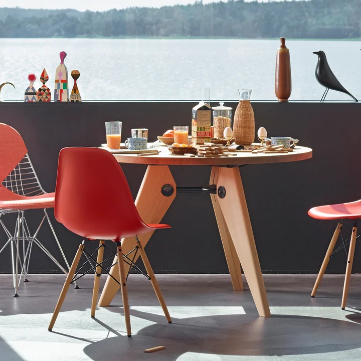 Vitra - Guéridon Table de salle à manger, Ø 105 cm, chêne huilé