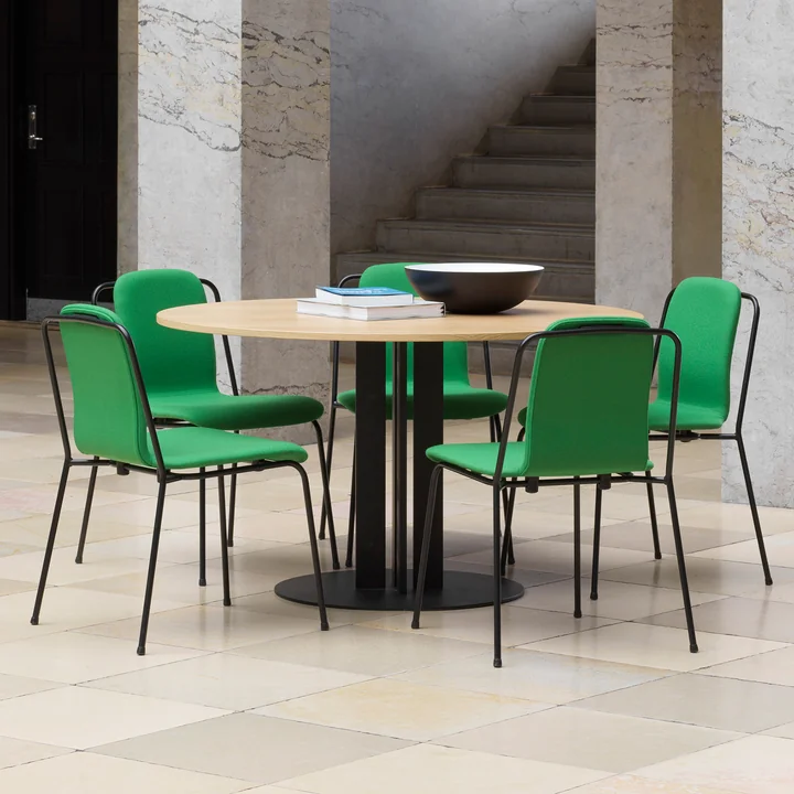 Normann Copenhagen - Table « Scala », Ø 130 x H 75 cm, chêne