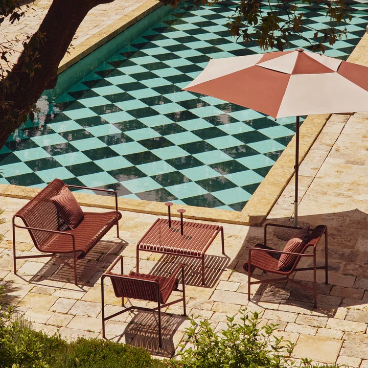 HAY - Parasol « Terrazza », hexagonal, Ø 300 cm, blanc cassé / bordeaux