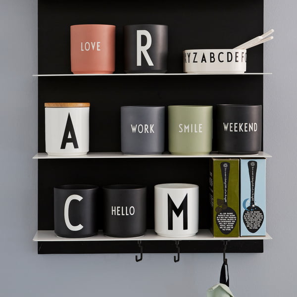 AJ Favourite Tasse en porcelaine de Design Letters