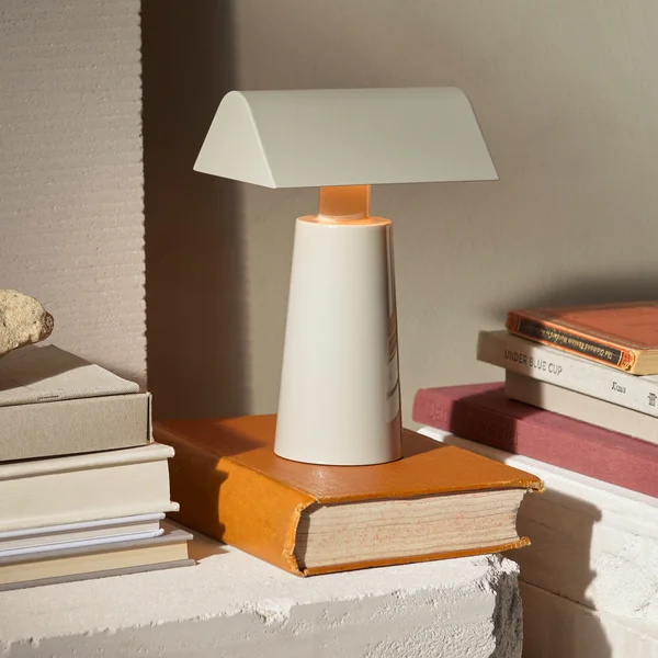 Caret MF1 lampe à accu, silk grey de & Traditon